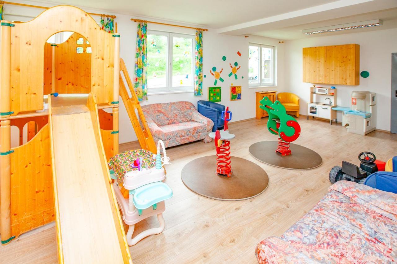 Kinderhotel Schneekonig Patergassen Екстериор снимка